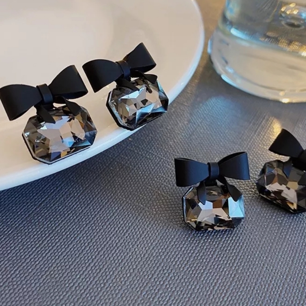 Crystal Cube Bow Earrings